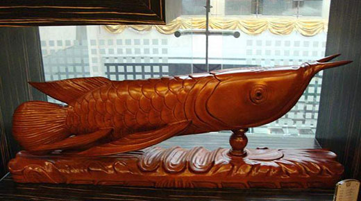 慈世堂：木雕风水鱼的摆放有什么讲究？
